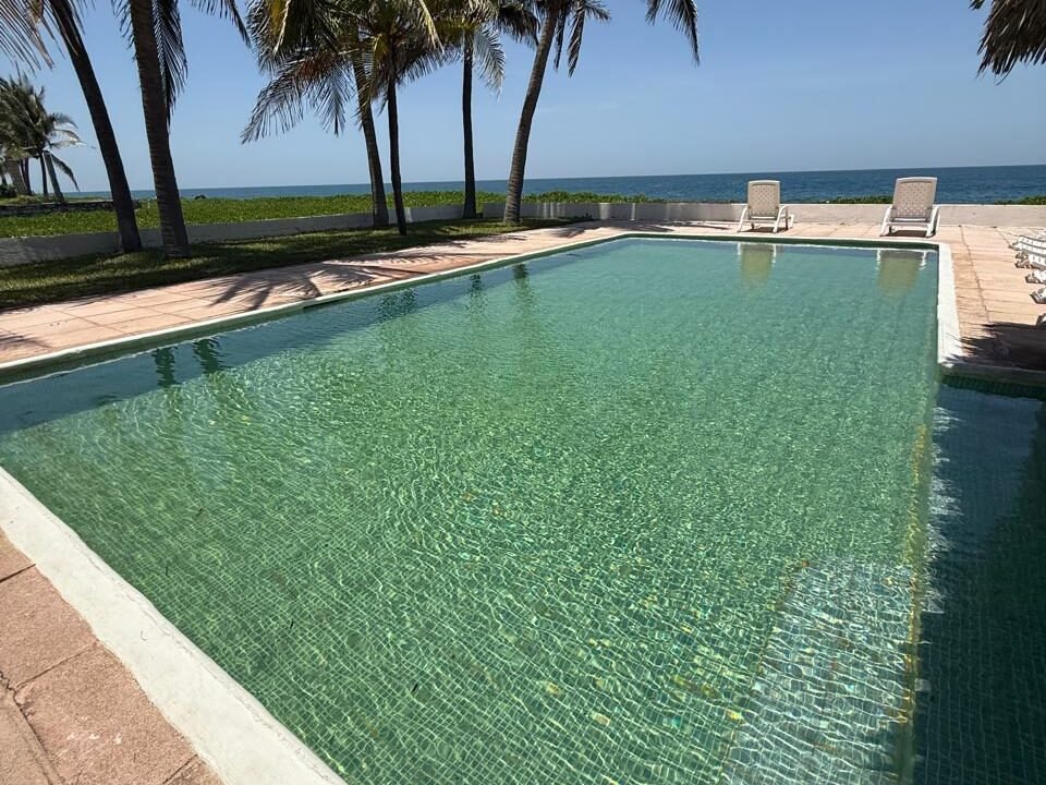 Casa en Monterrico Frente al Mar Piscina con Vista al Mar (15)