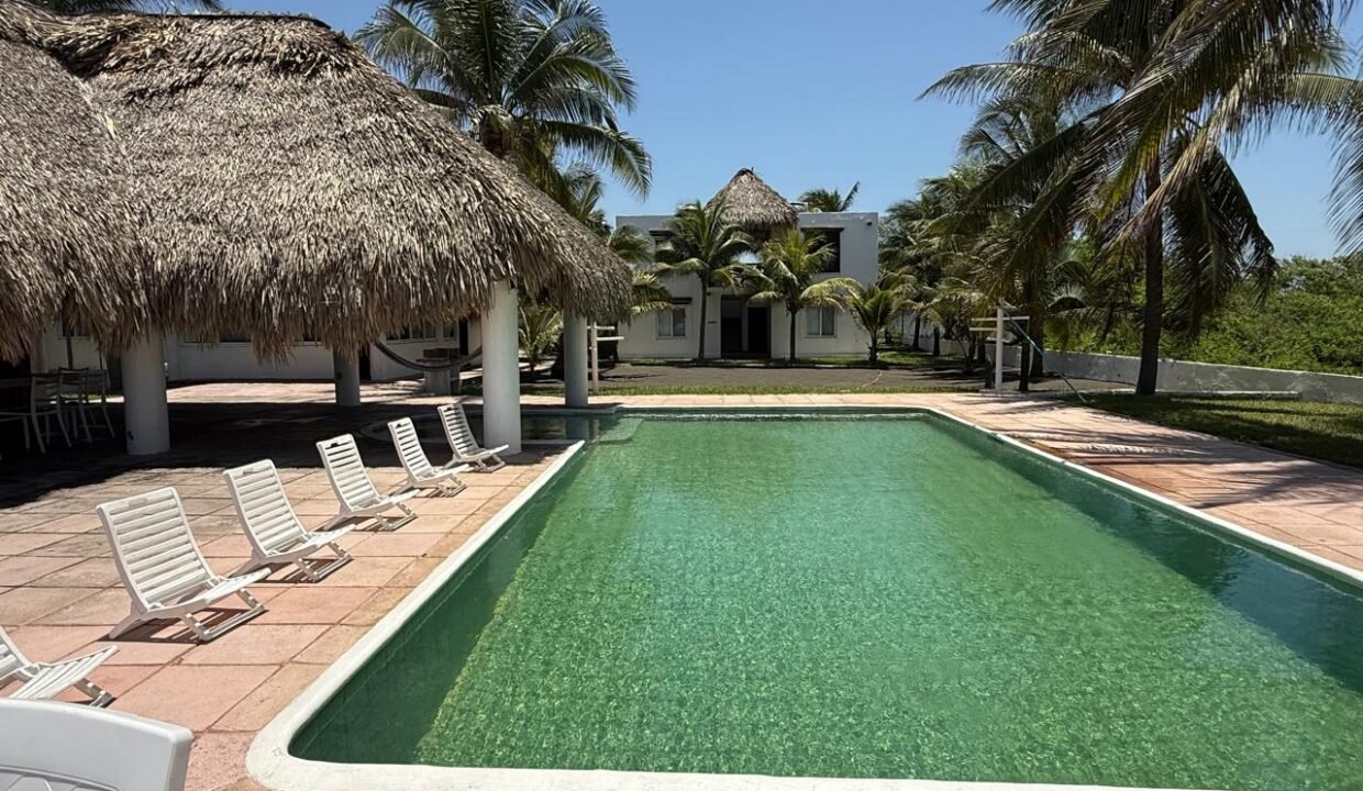 Casa en Monterrico Frente al Mar Piscina con Vista al Mar (18)