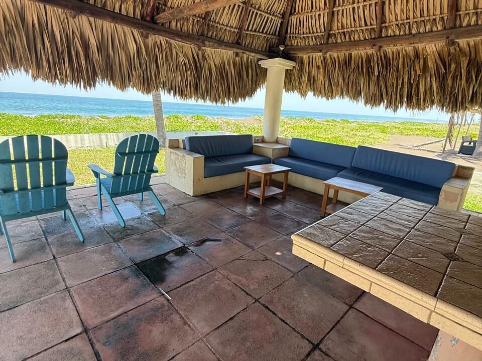 Casa en Monterrico Frente al Mar Piscina con Vista al Mar (19)