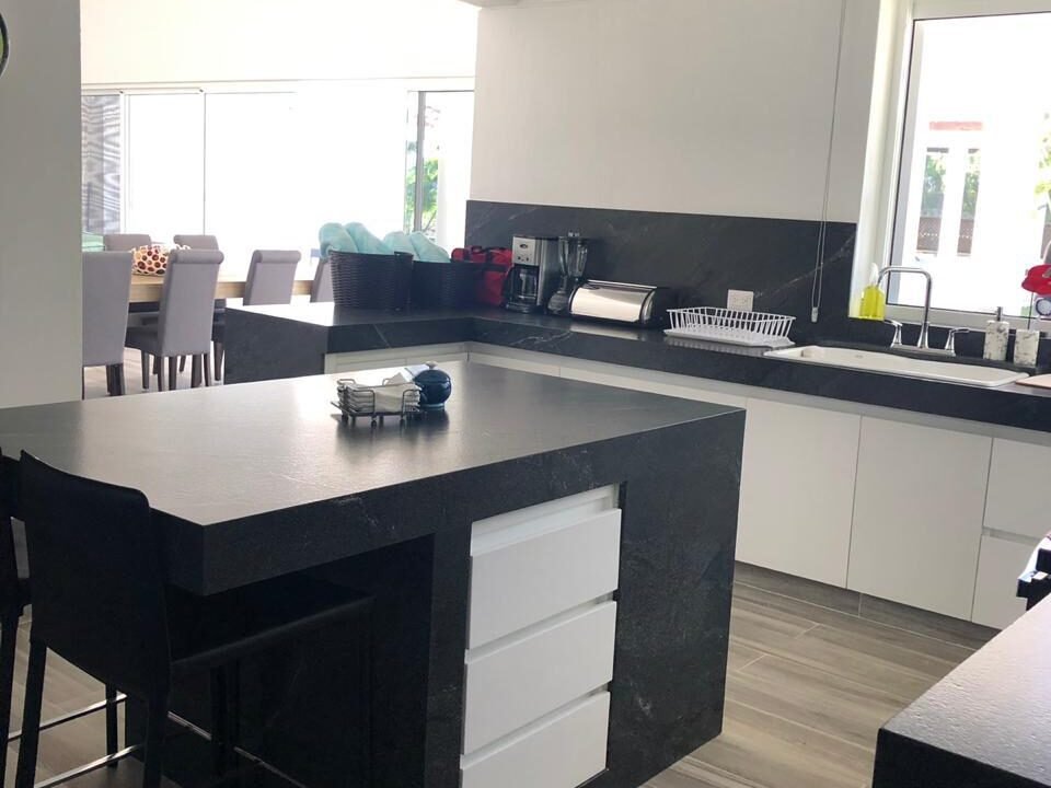 Casa en Punta Vela Terreno de Esquina, Rodeado de Canal Principal (3)