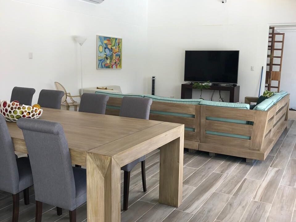 Casa en Punta Vela Terreno de Esquina, Rodeado de Canal Principal (6)