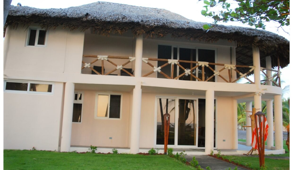Casa Frente al Mar En El Cebollito, Monterrico (11)