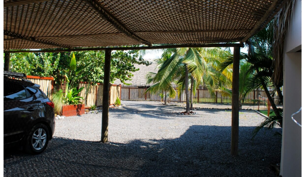 Casa Frente al Mar En El Cebollito, Monterrico (9)