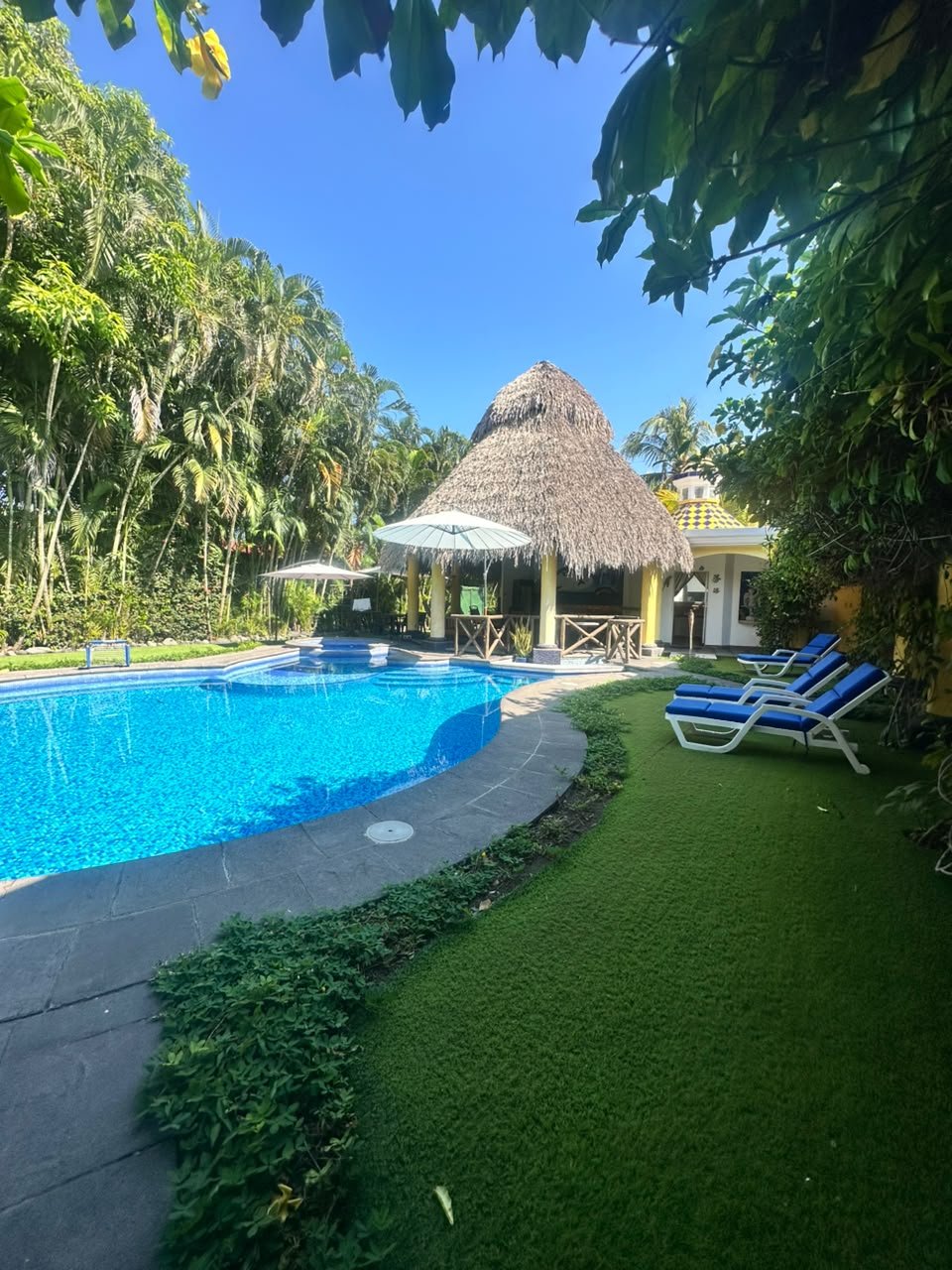 Casa en All Seasons | Piscina Propia con Lagartera y Jacuzzi - Miniatura 6