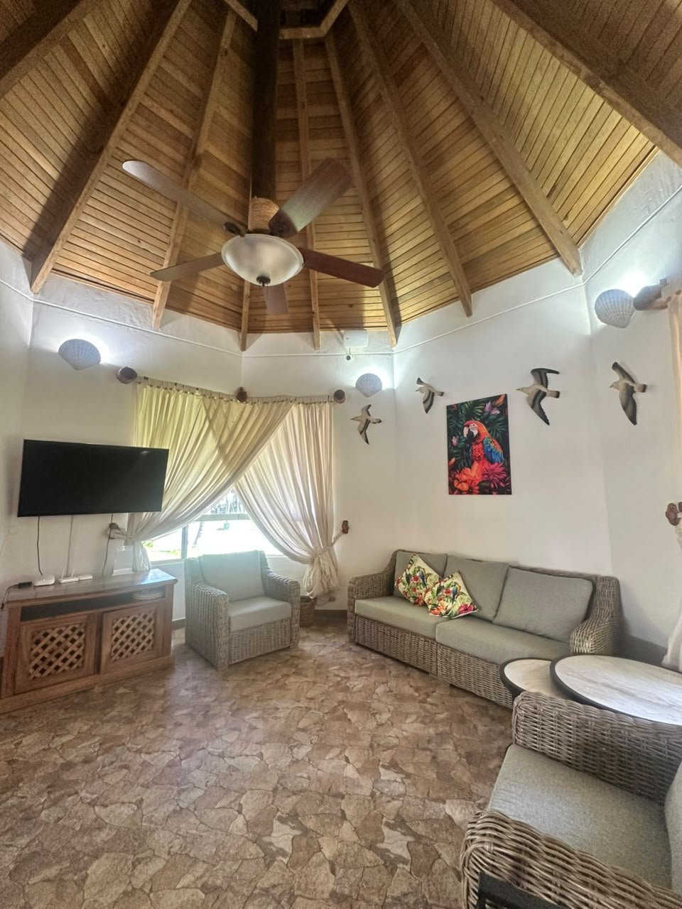 Casa en All Seasons | Piscina Propia con Lagartera y Jacuzzi - Miniatura 14