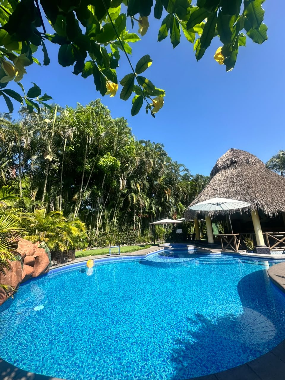 Casa en All Seasons | Piscina Propia con Lagartera y Jacuzzi - Miniatura 12