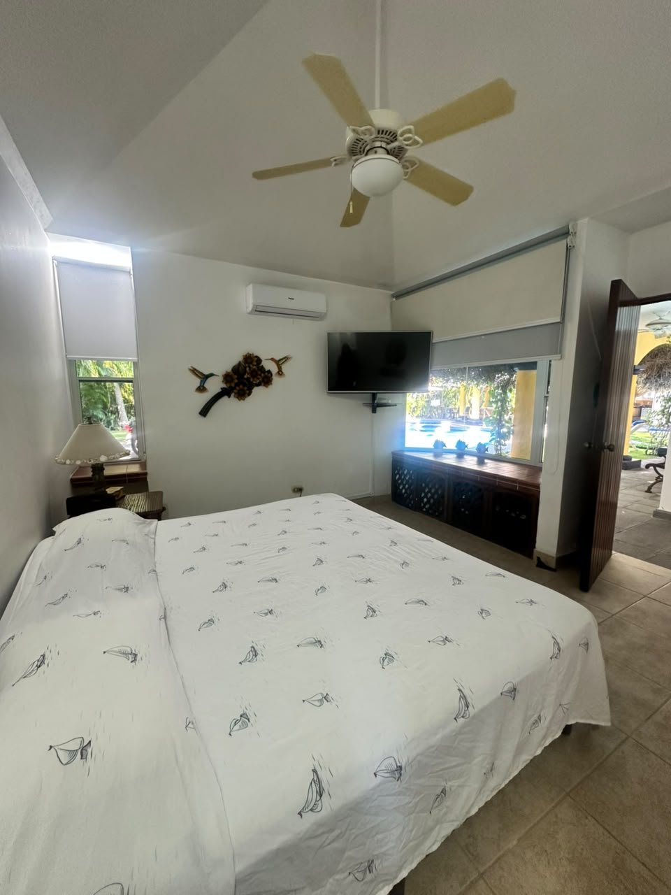 Casa en All Seasons | Piscina Propia con Lagartera y Jacuzzi - Miniatura 15
