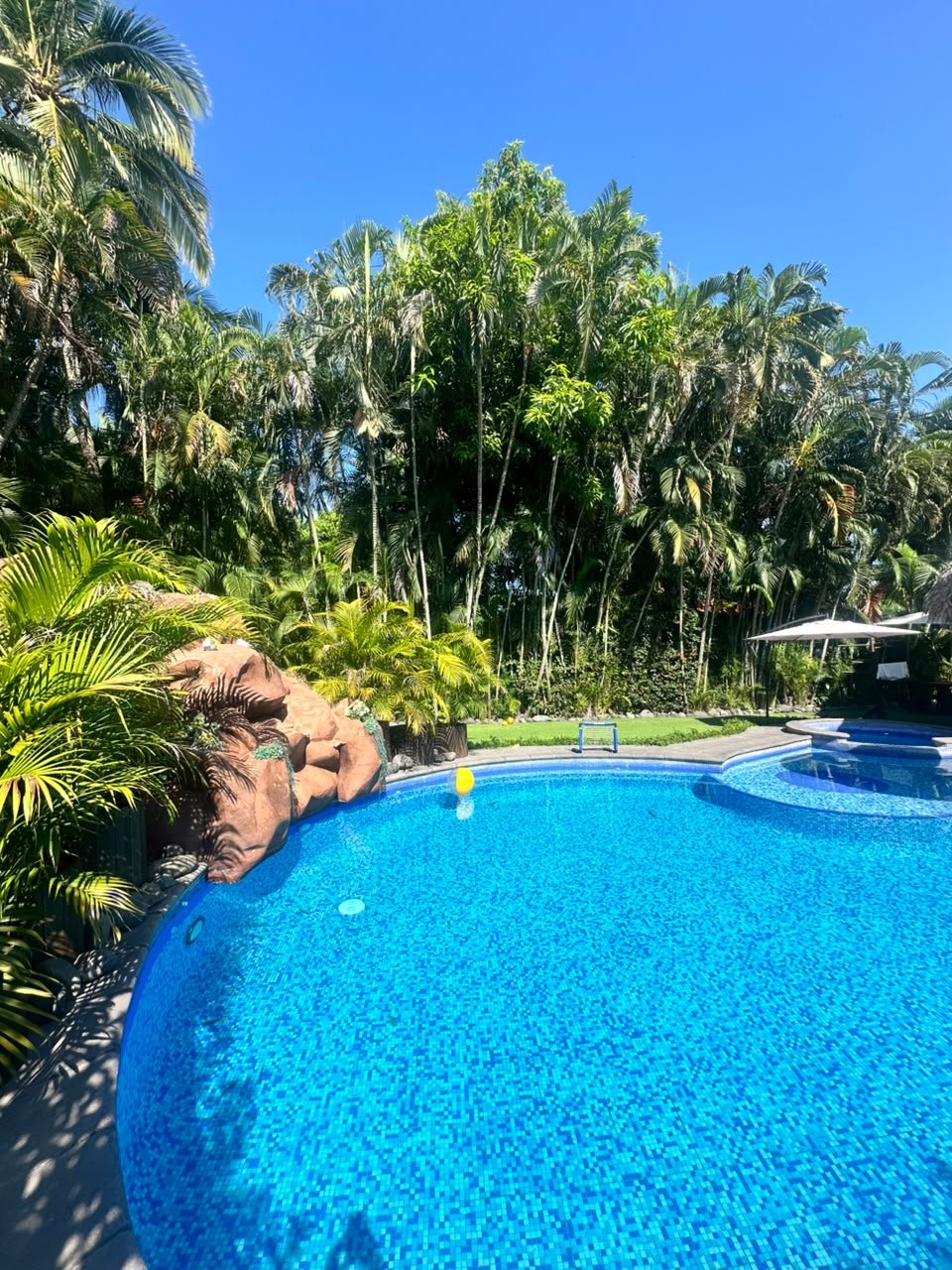 Casa en All Seasons | Piscina Propia con Lagartera y Jacuzzi - Miniatura 10