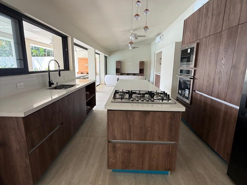 Casa en Likin Moderna Remodelada (2)
