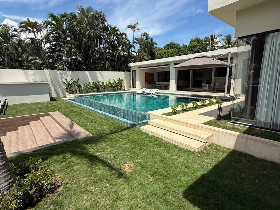 Casa en Likin Moderna Remodelada (3)