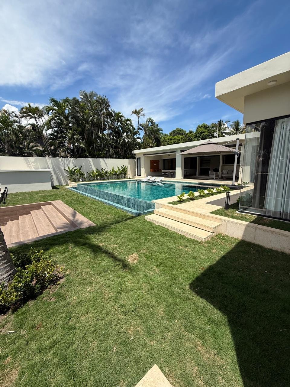 Casa en Likin | Moderna | Remodelada - Image 2