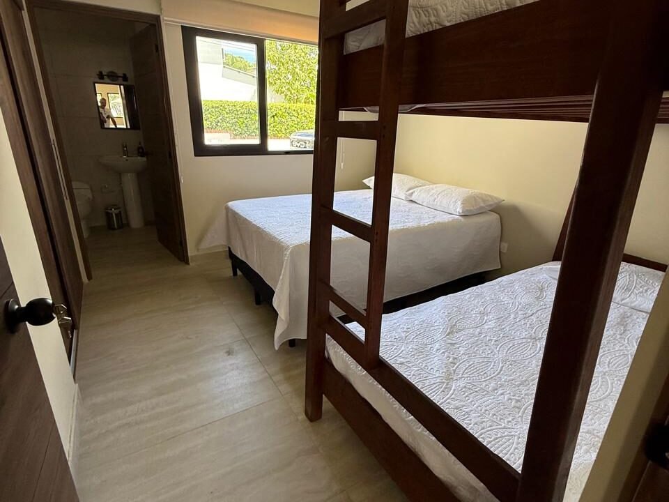 Casa en Likin Moderna Remodelada (7)