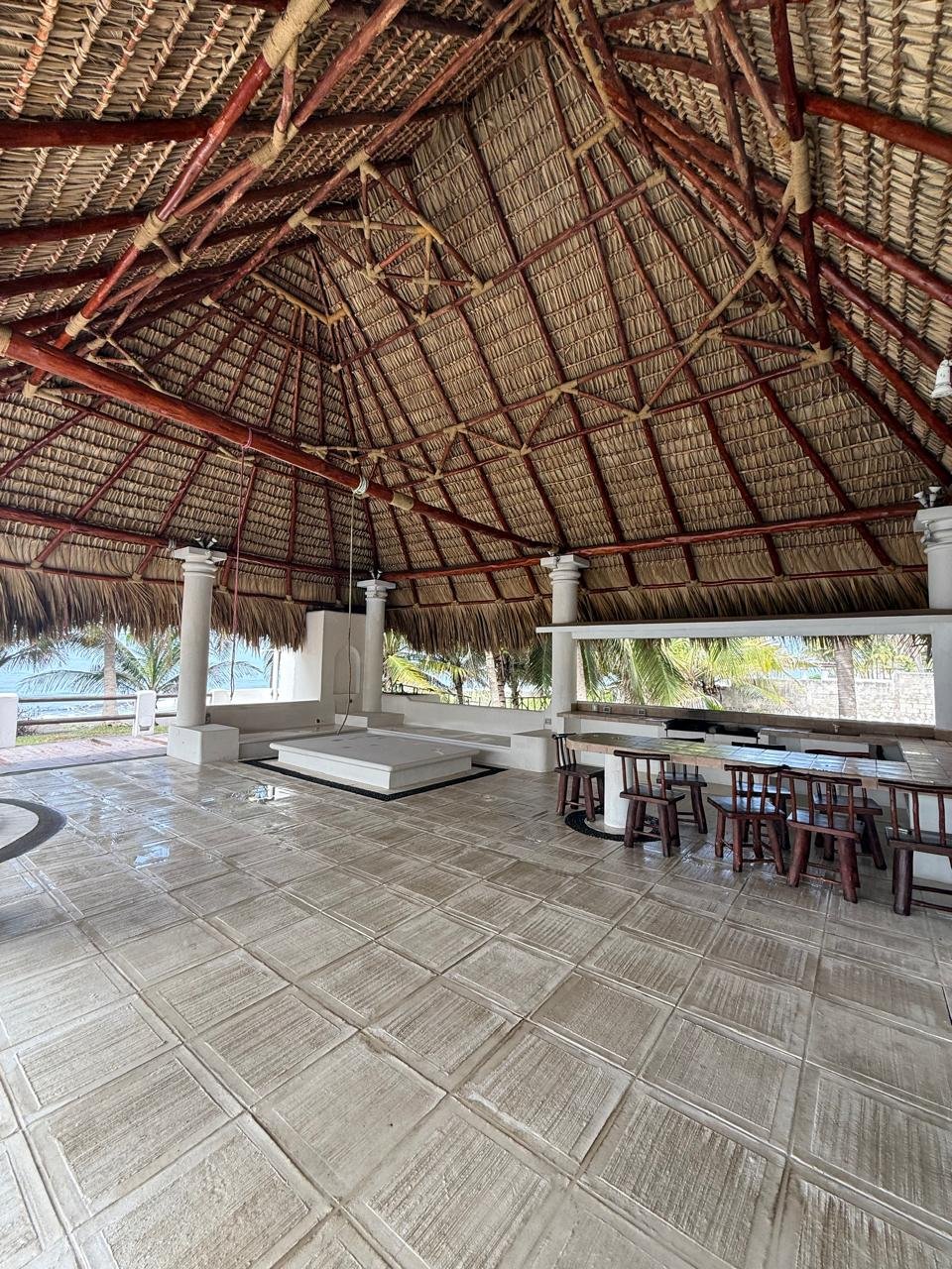 Casa en Monterrico | Frente al Mar | Con Título de Propiedad - Image 5