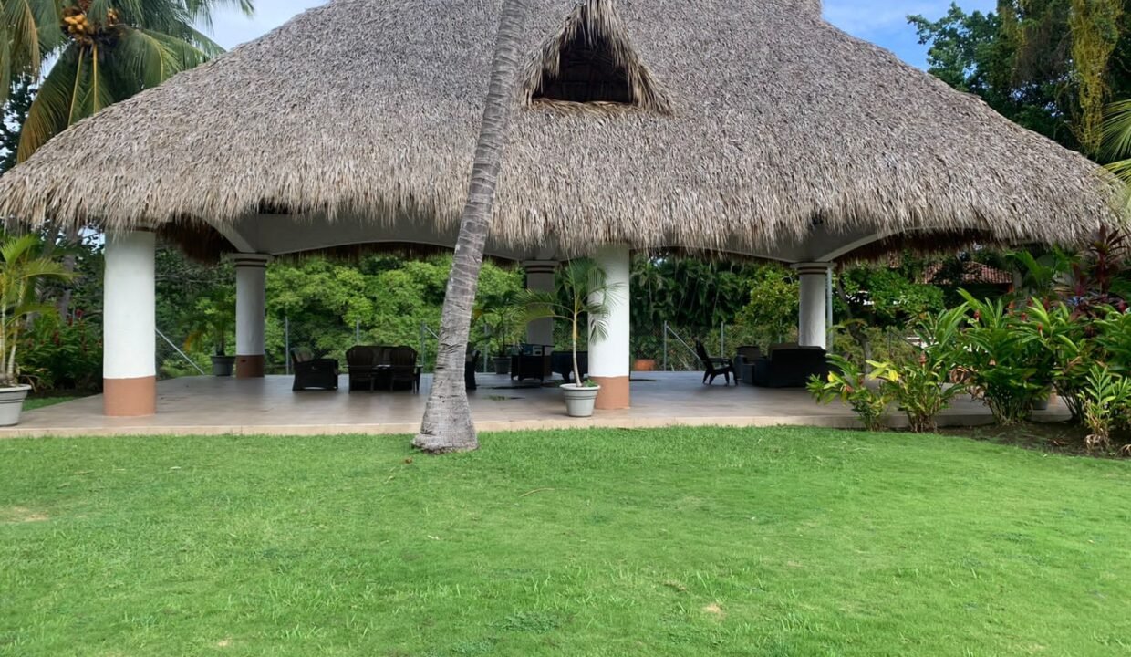 Casa en Puerta del Mar Acceso al Mar Diseño Moderno (12)