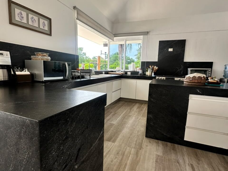 Casa en Puntavela Moderna y Minimalista (10)