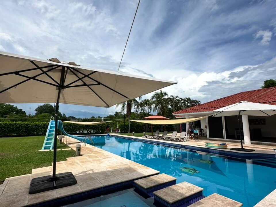 Casa en Puntavela Moderna y Minimalista (11)