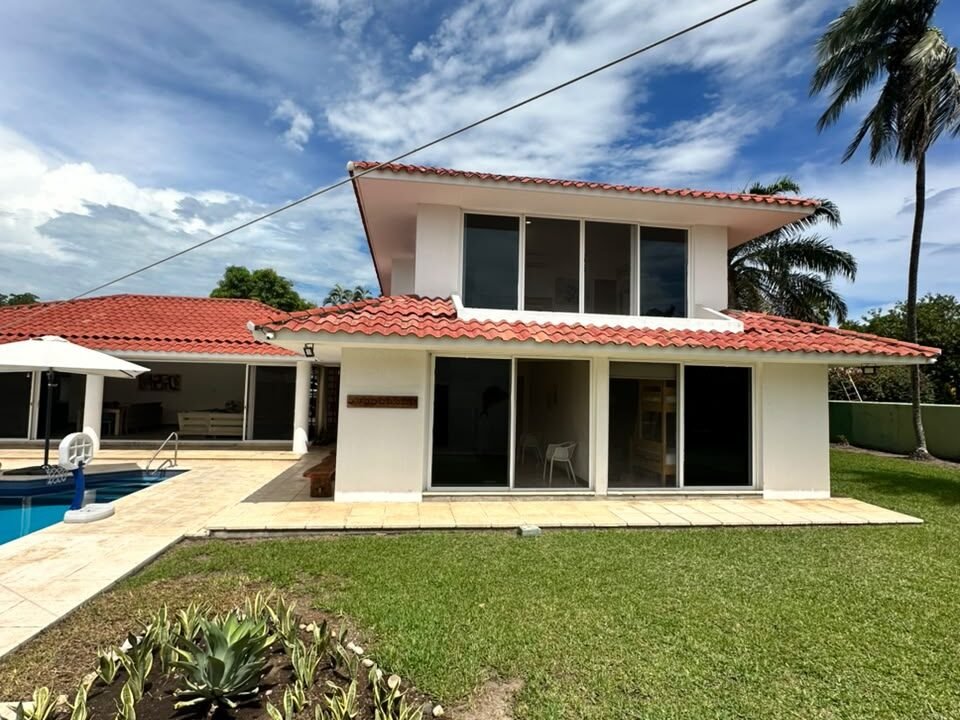 Casa en Puntavela Moderna y Minimalista (15)