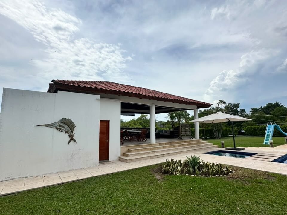 Casa en Puntavela Moderna y Minimalista (22)