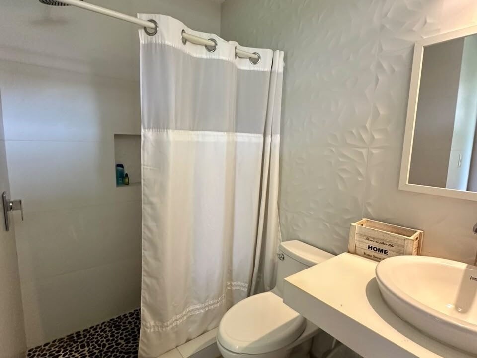 Casa en Puntavela Moderna y Minimalista (25)