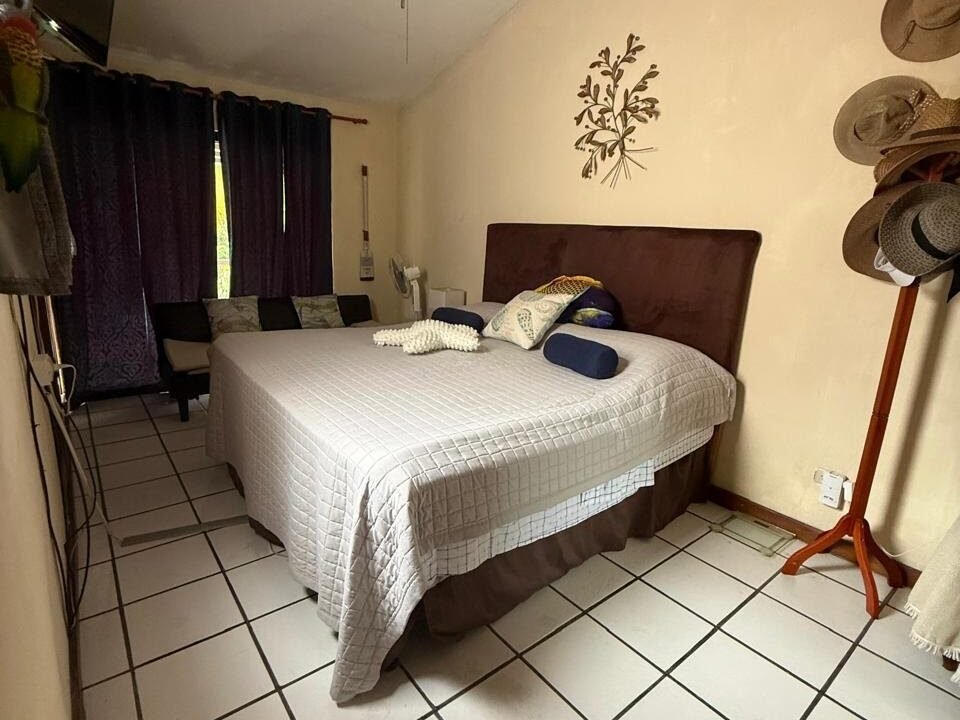 Casa de Playa con Piscina y Acceso a Canal – Likin, Guatemala
