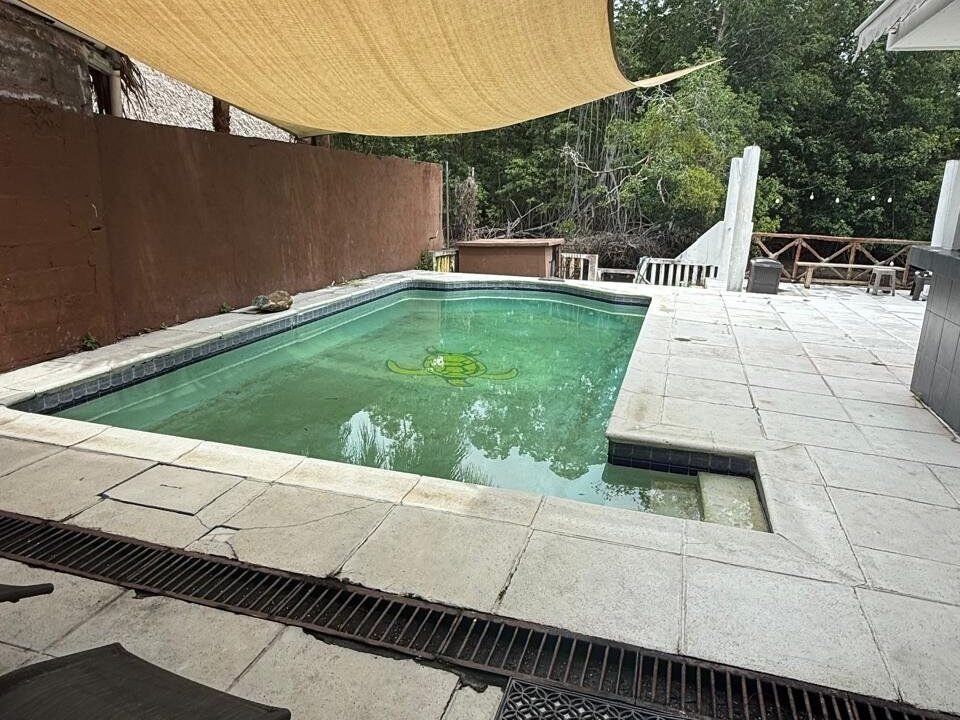 Casa de Playa con Piscina y Acceso a Canal – Likin, Guatemala
