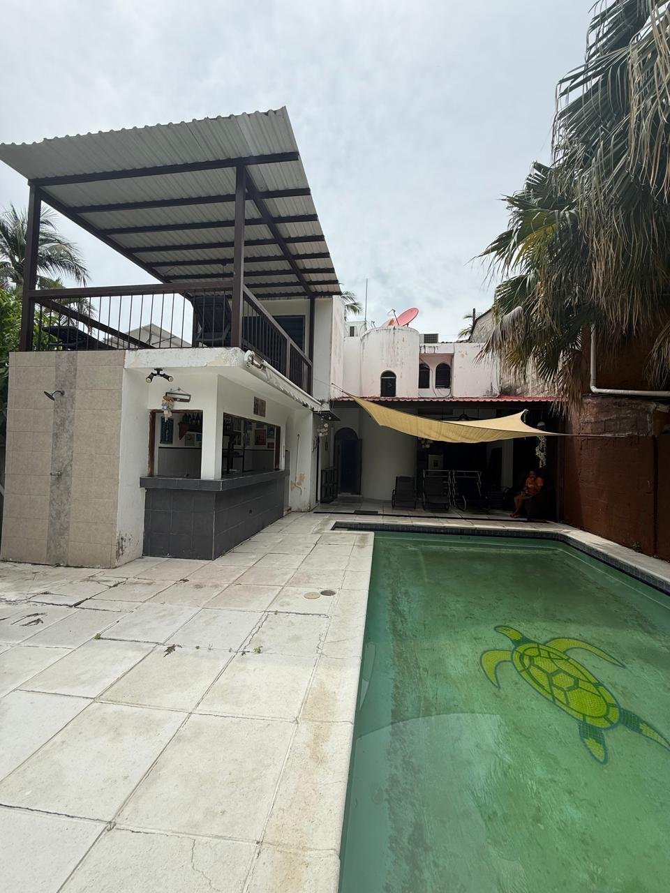 Casa de Playa con Piscina y Acceso a Canal | Likin - Image 2