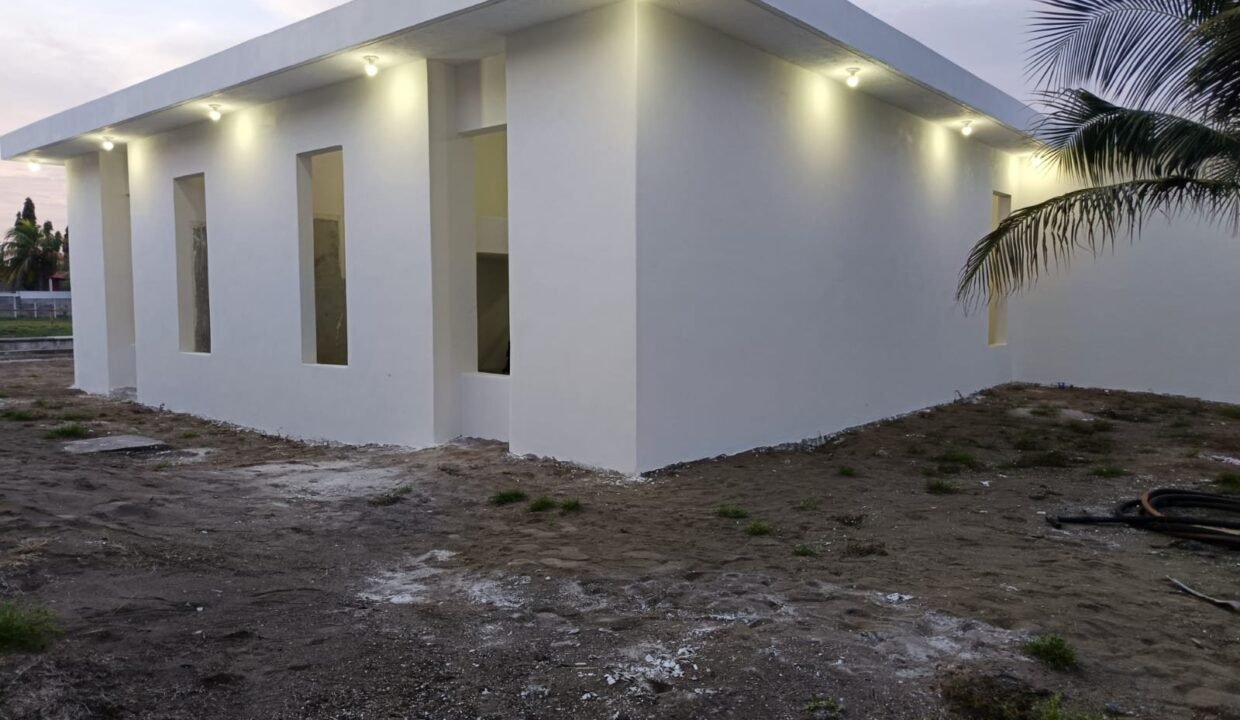Casa en construcción en condominio privado — Monterrico, km 145.8 4