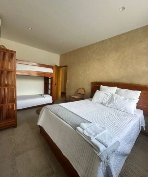 Casa Moderna en Likin | 5 Habitaciones, Frente a Canal, Piscina 5